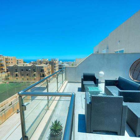 Luxurious Penthouse With 2 Large Terraces Dger1-1 Apartment Saint Julian's Exterior photo