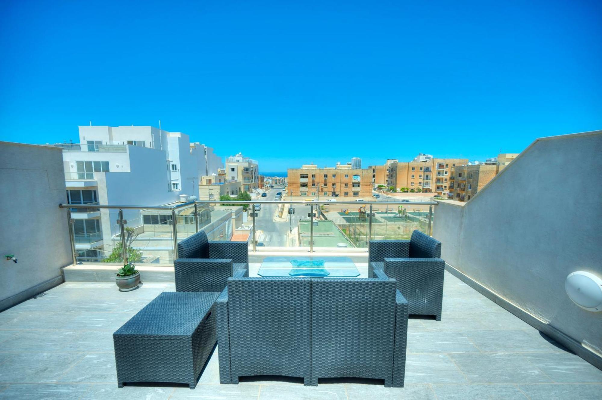 Luxurious Penthouse With 2 Large Terraces Dger1-1 Apartment Saint Julian's Exterior photo